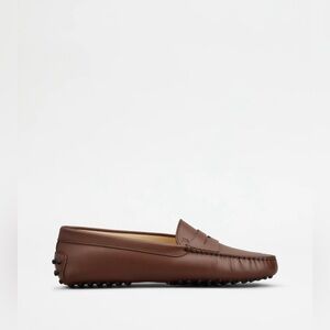 Tod's
GOMMINO DRIVING SHOES IN LEATHER - BROWN